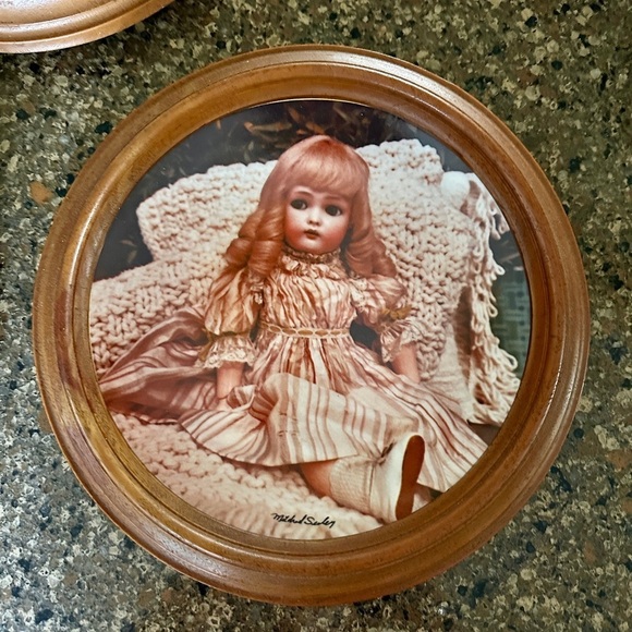 SET/3, VINTAGE, LIMITED EDITION, OLD GERMAN DOLL PLATES BY MILDRED SEELEY - Picture 2 of 8